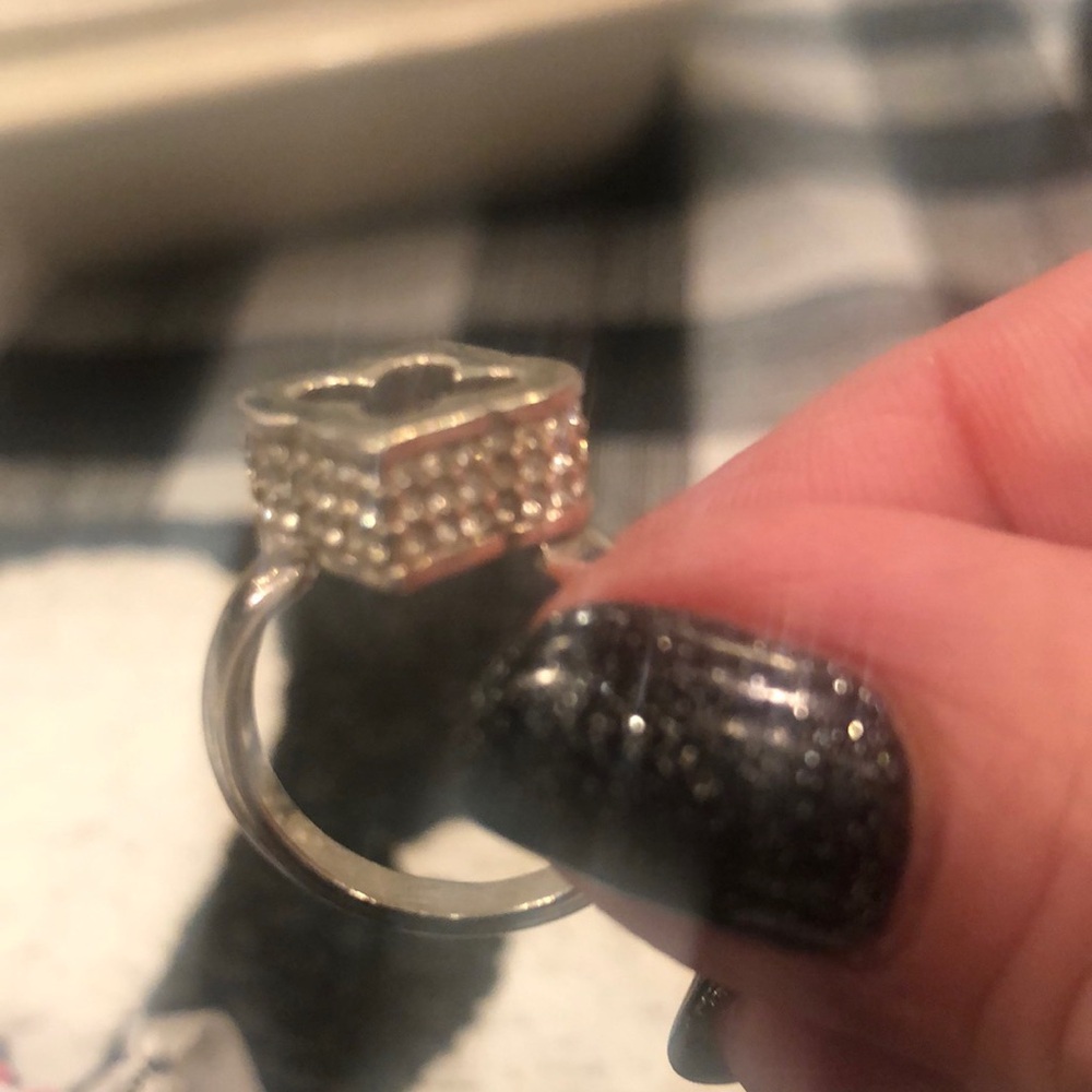 Brighton Torledo Tre sparkely crystal ring
